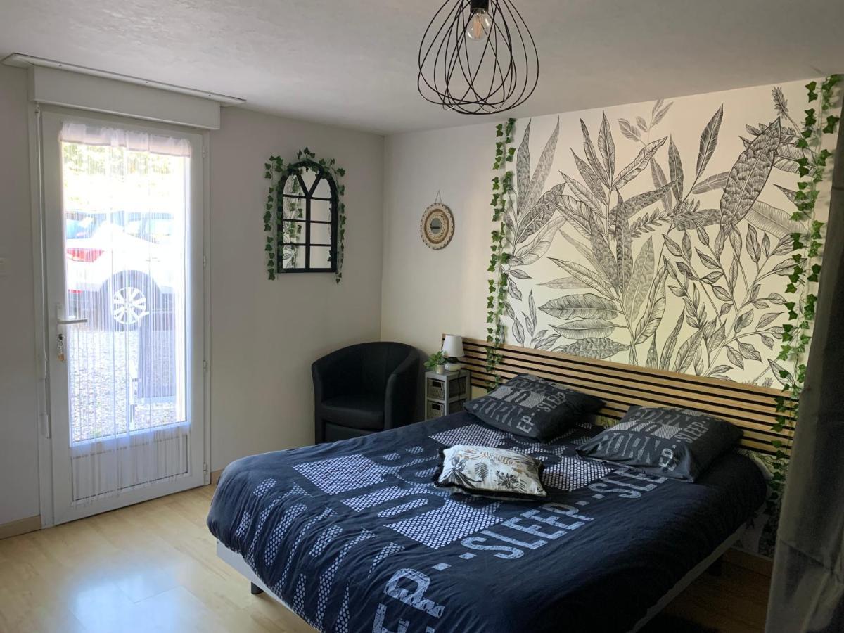 Une Agreable Chambre Independante Rilhac-Rancon Exterior foto